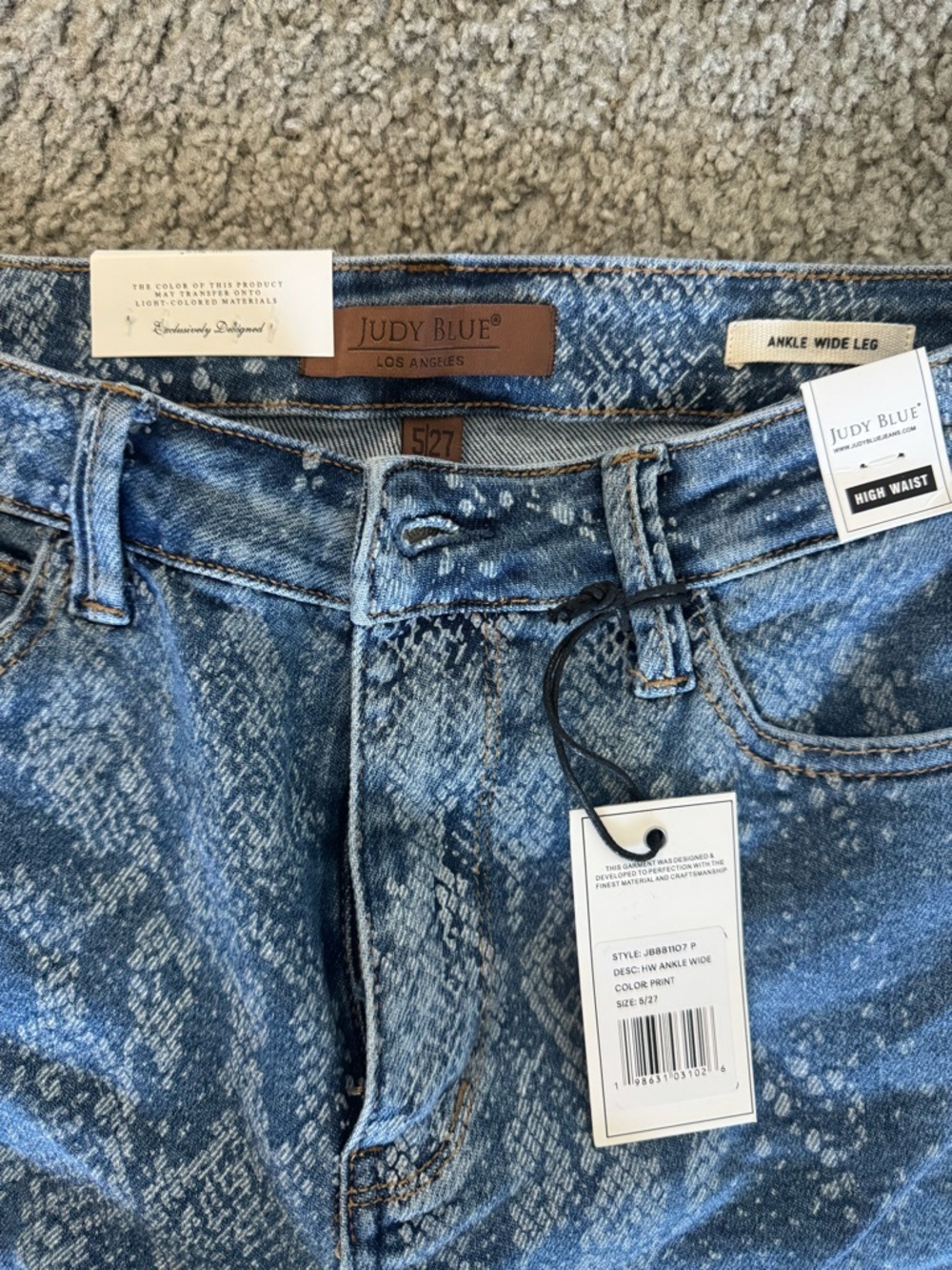 Judy Blue Blue Snake-Effect Wide Leg Jeans - Picture 3 of 8